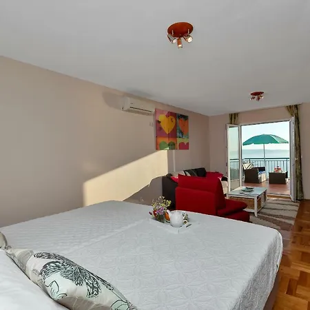 Ana * Podgora (Split-Dalmatia)